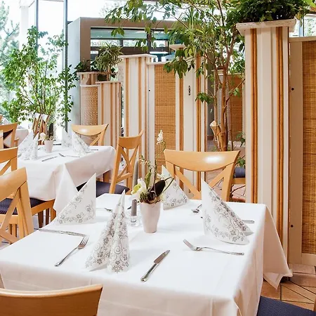 Hotell Am Sommerbad Halberstadt